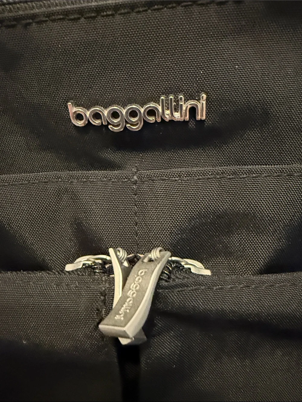 Baggallini Black Lightweight RFID Crossbody Organizer